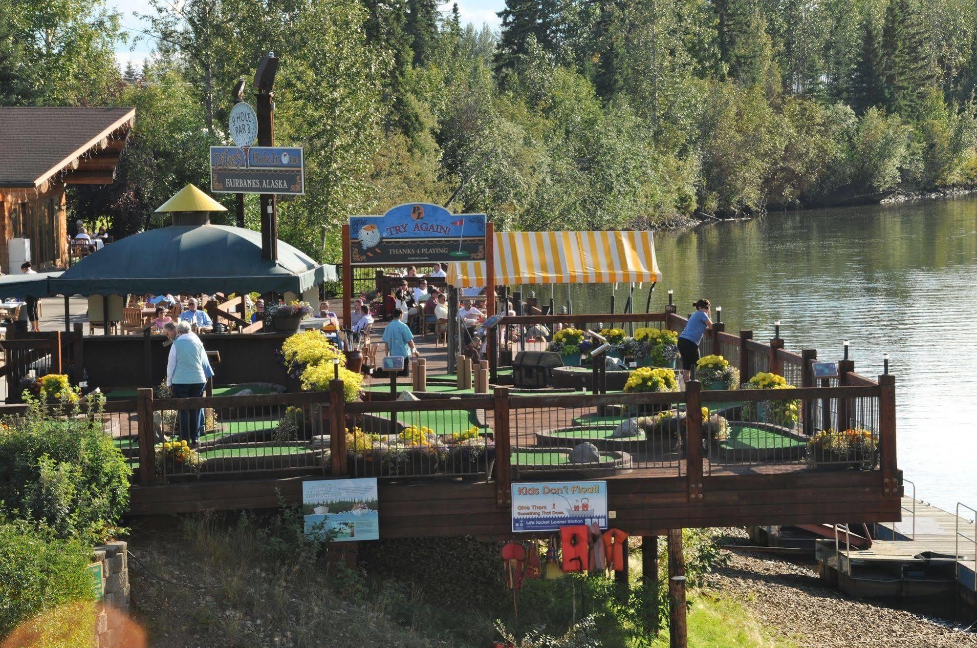 Pike'S Waterfront Lodge Fairbanks Exteriör bild